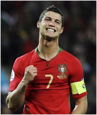 名宿：我不会让弗拉泰西当替补，任何比赛任何对手他都能进球（名宿：弗拉泰西不该坐板凳，对谁都能进球）