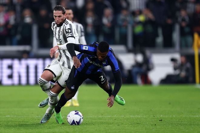 梅罗时代终章将至，哈兰德是否会成为世界杯新王候选人？（梅罗谢幕在即，哈兰德会是世界杯新王热门吗？）