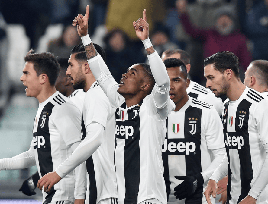 中国足协持证教练突破11.4万（中国足协持证教练人数超11.4万）