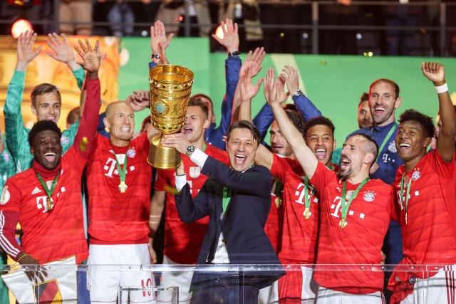 范戴克：与远藤航聊了世界杯分组，日本优秀球员众多极具实力（范戴克：和远藤航聊到世界杯分组，日本好手云集战力强劲）