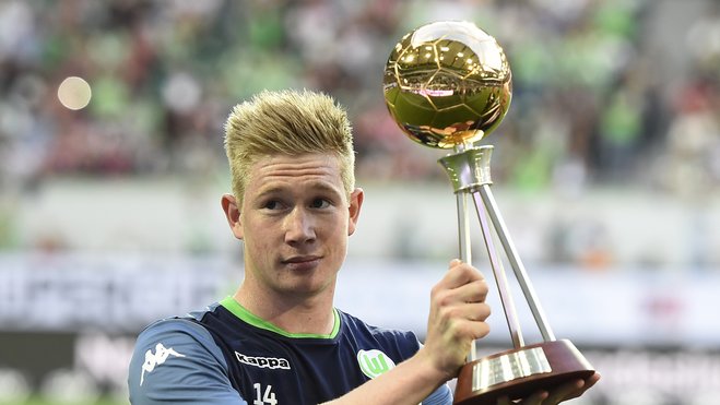 哈兰德数据：1次射门未能进球，贡献1次抢断3次解围（哈兰德表现：仅1脚射门未破门，完成1次抢断和3次解围）